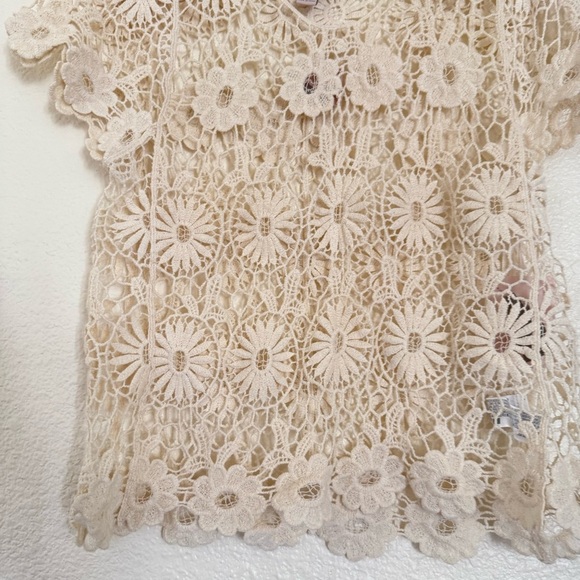 NWT forever 21 crochet top - Picture 2 of 7